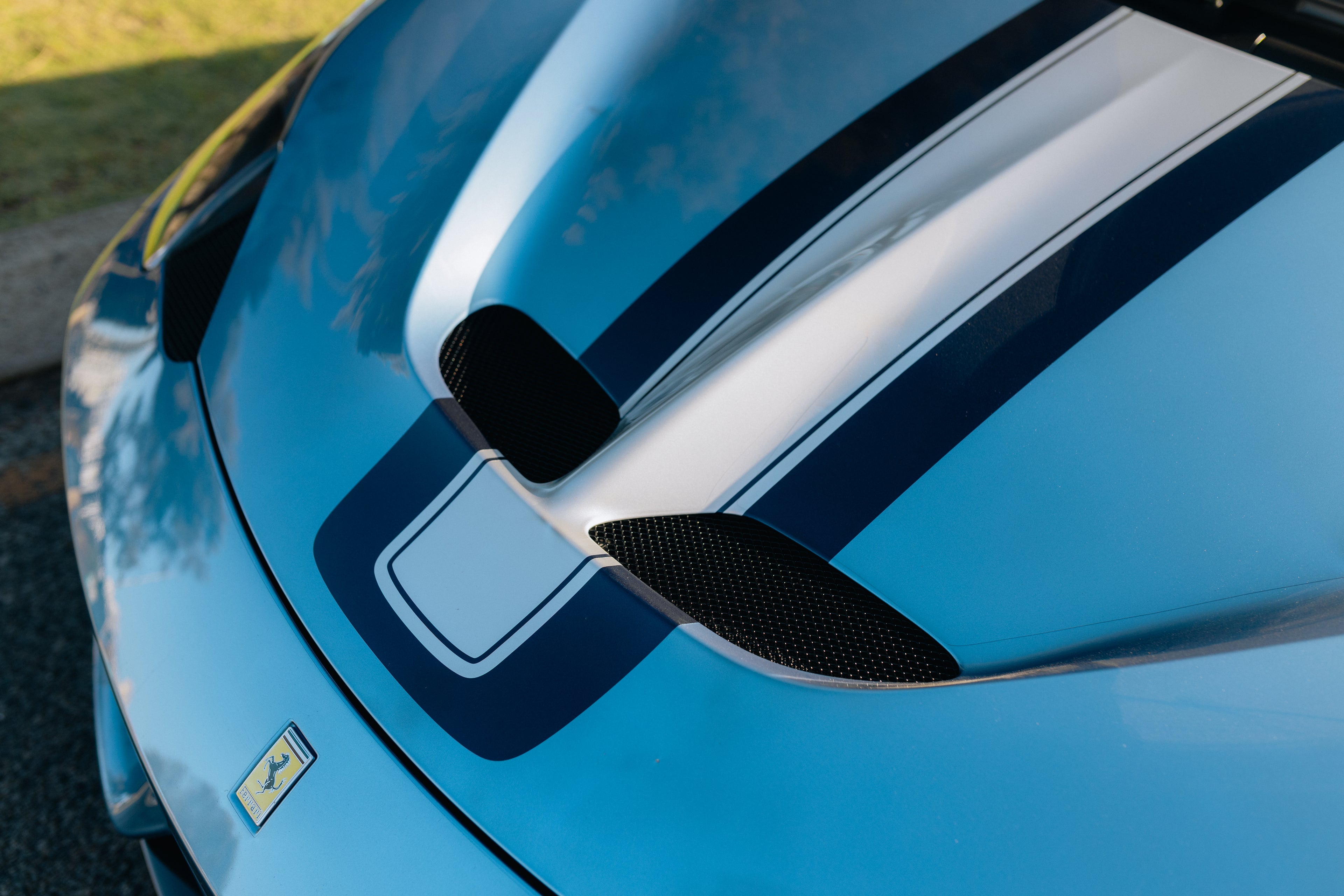 Ferrari 458 Speciale Aperta - Azzurro California (Copy)