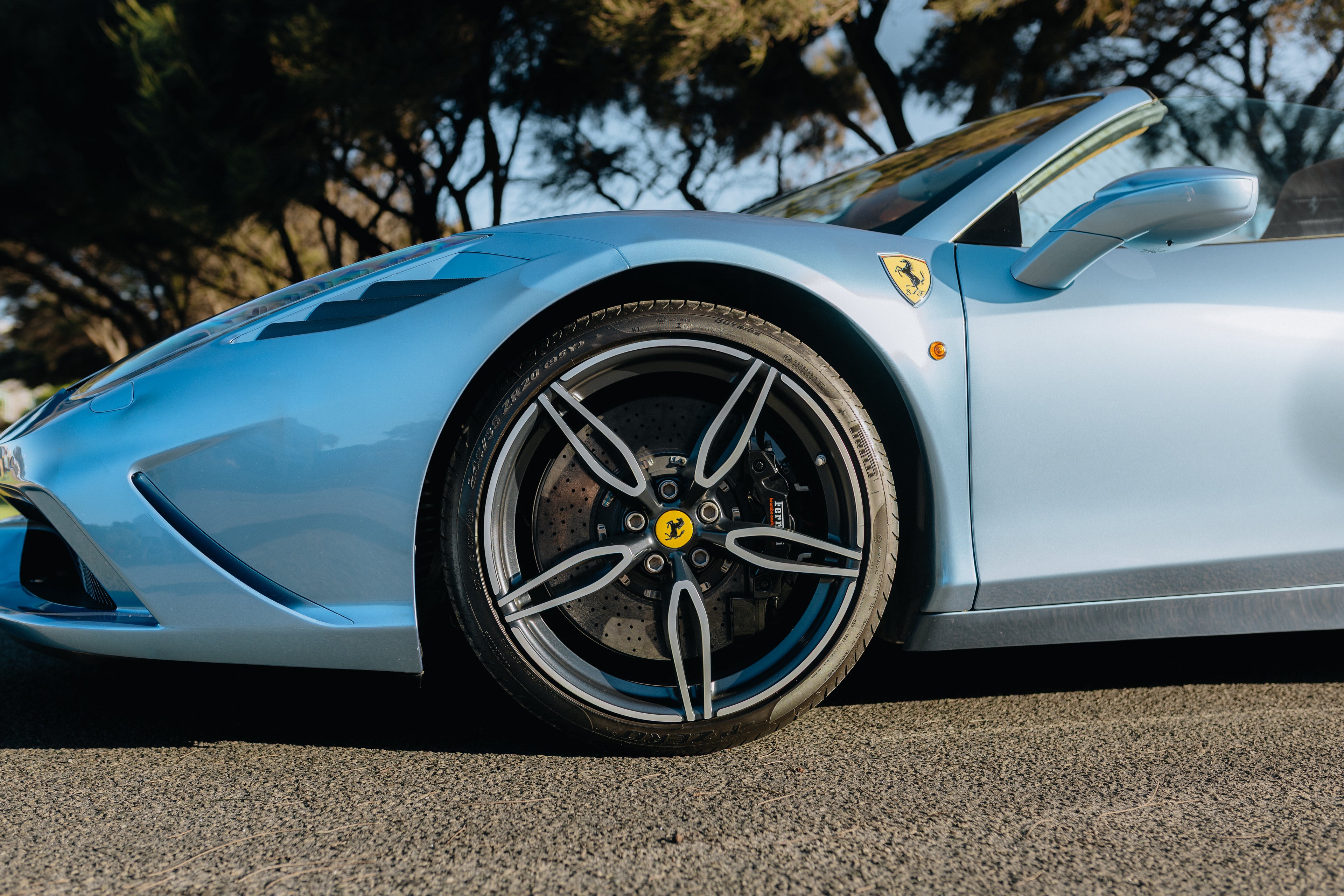 Ferrari 458 Speciale Aperta - Azzurro California (Copy)