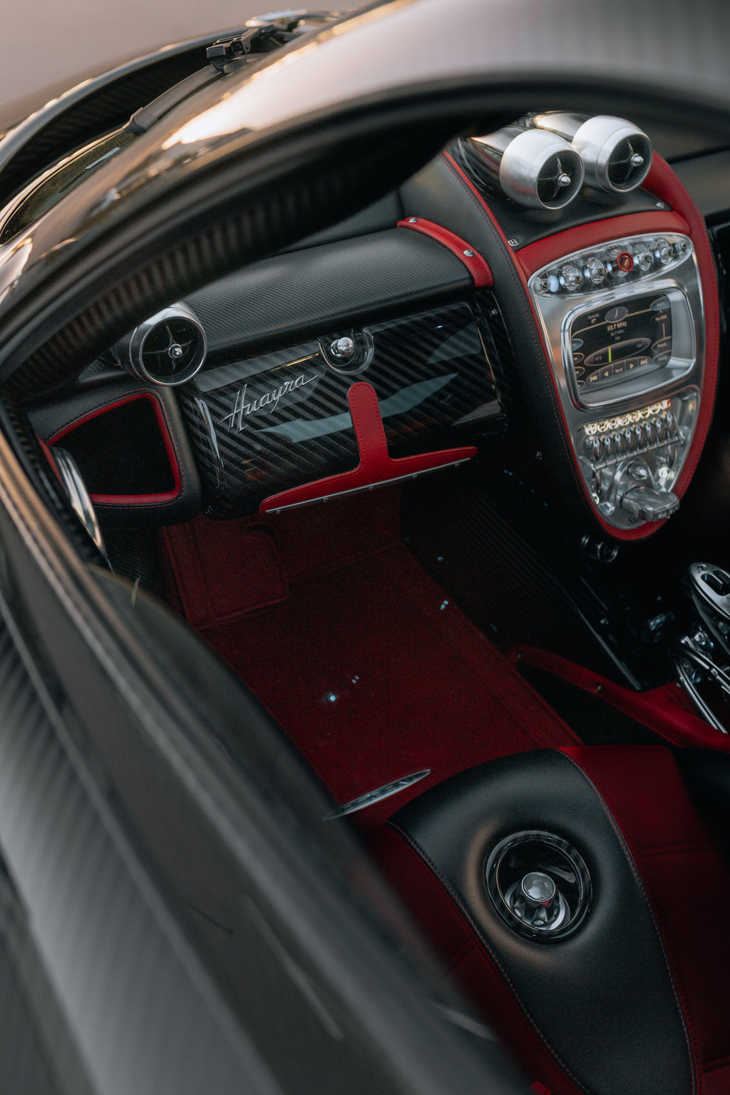 Pagani Huayra - Full Carbon Fibre (Copy)
