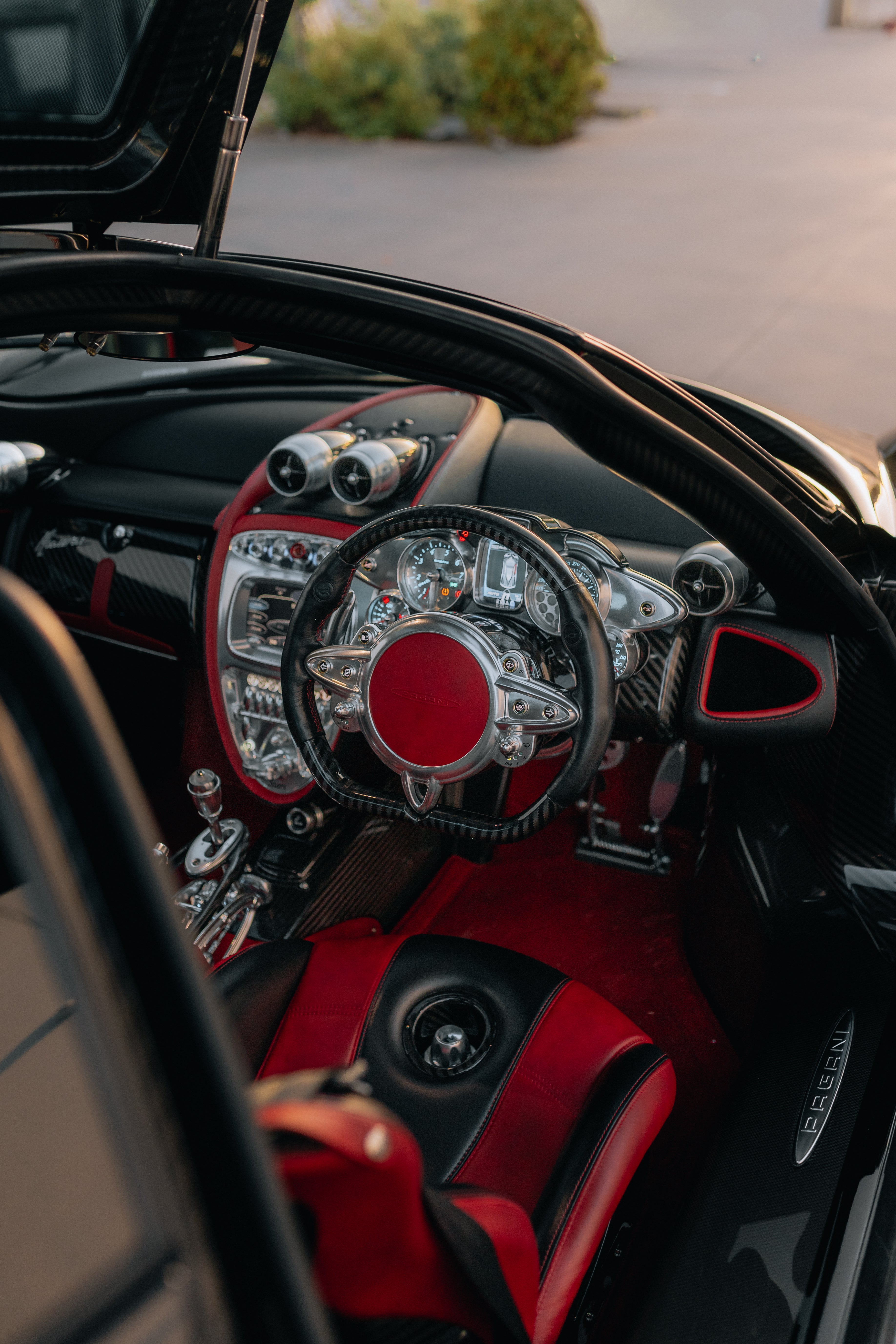 Pagani Huayra - Full Carbon Fibre (Copy)