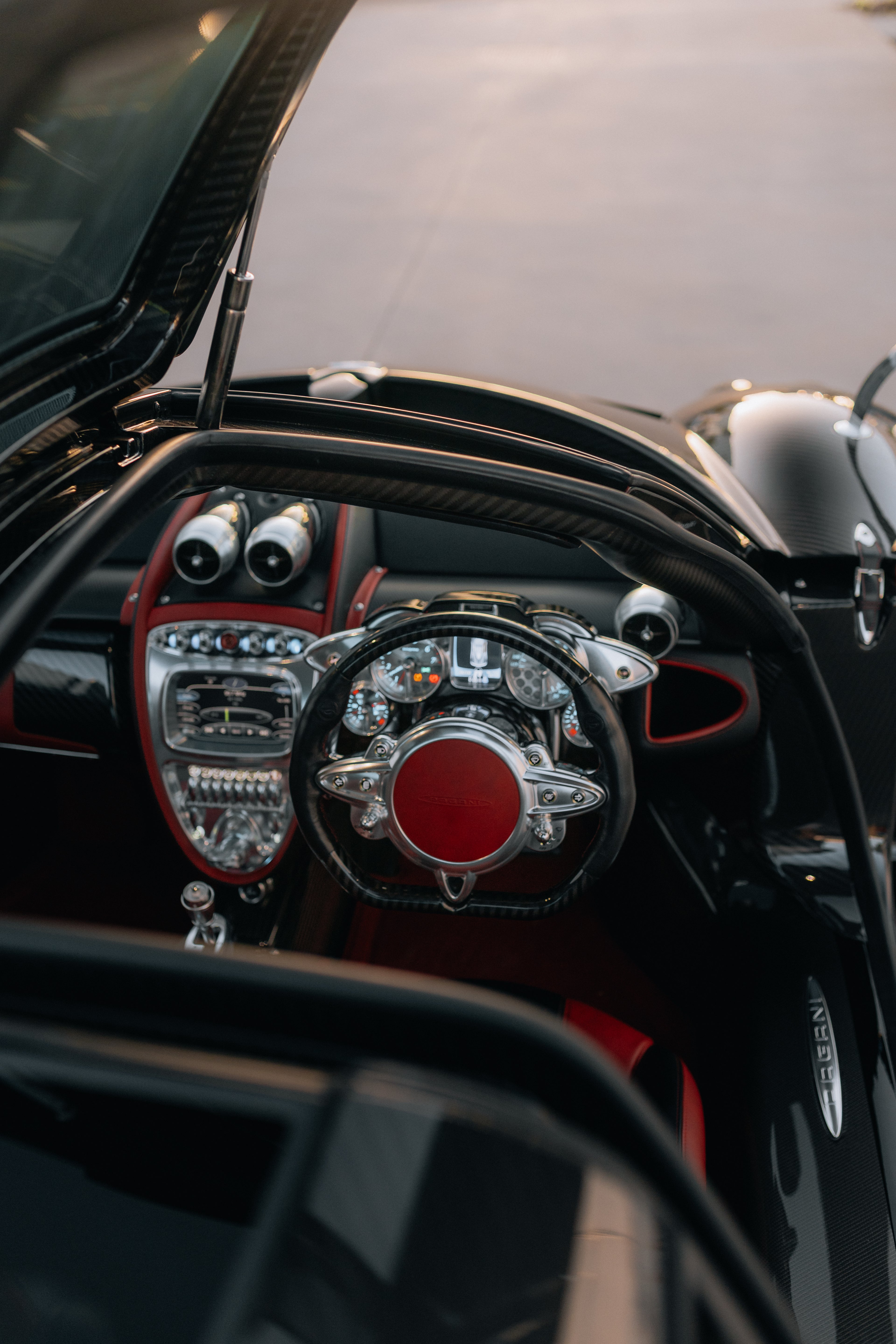 Pagani Huayra - Full Carbon Fibre (Copy)