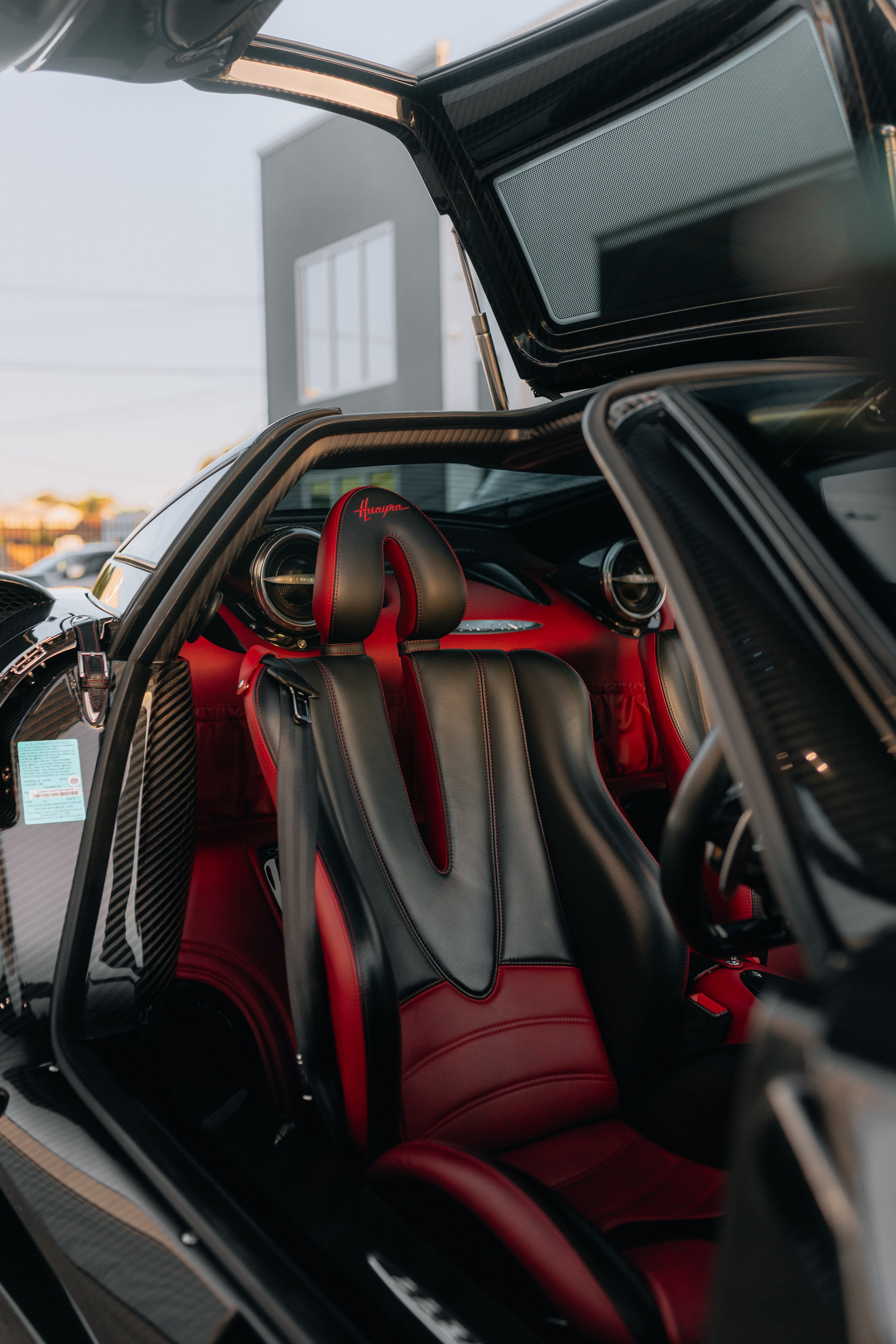 Pagani Huayra - Full Carbon Fibre (Copy)
