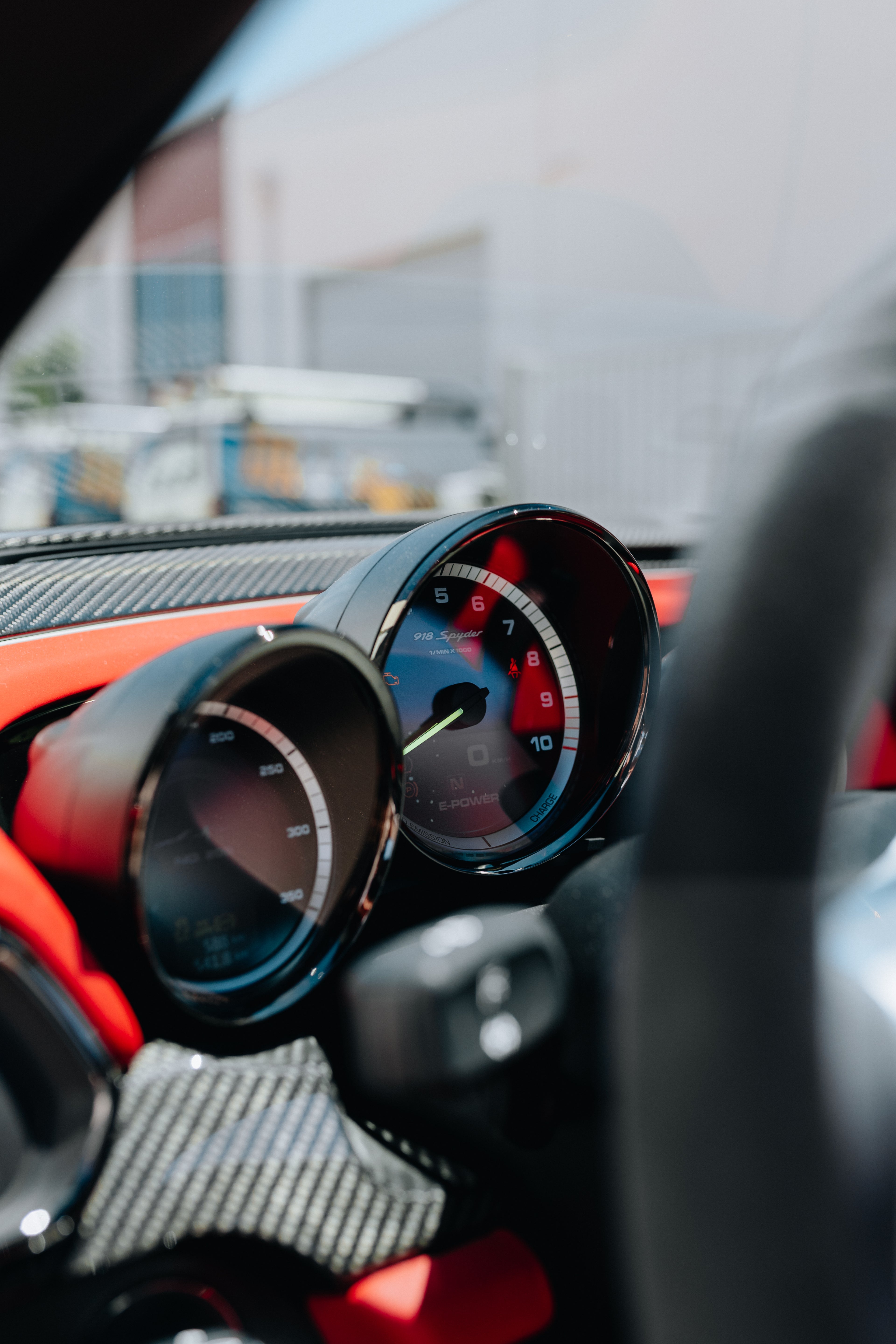 Porsche 918 Spyder - Weissach Martini Racing (Copy)