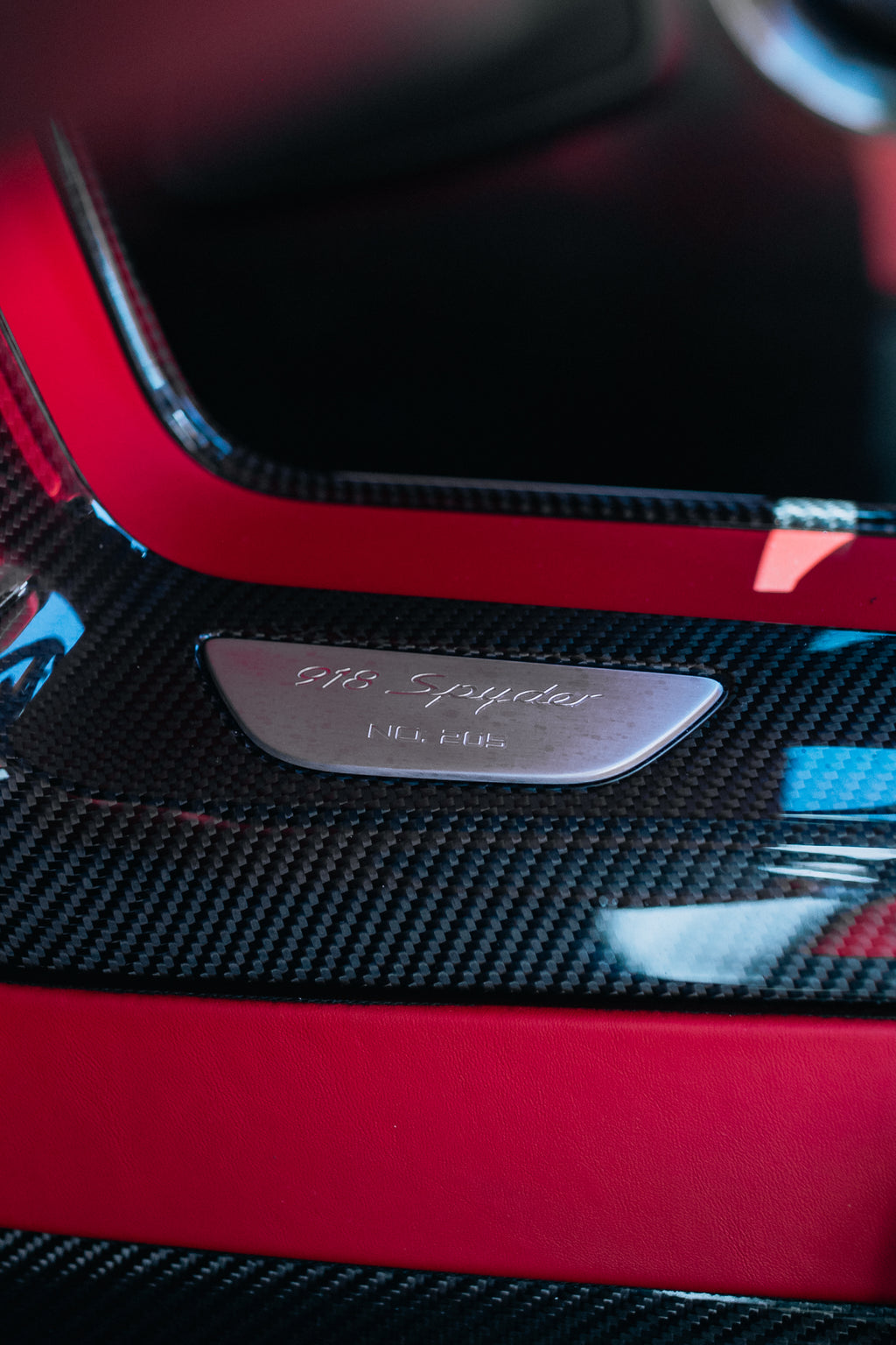 Porsche 918 Spyder - Weissach Martini Racing (Copy)