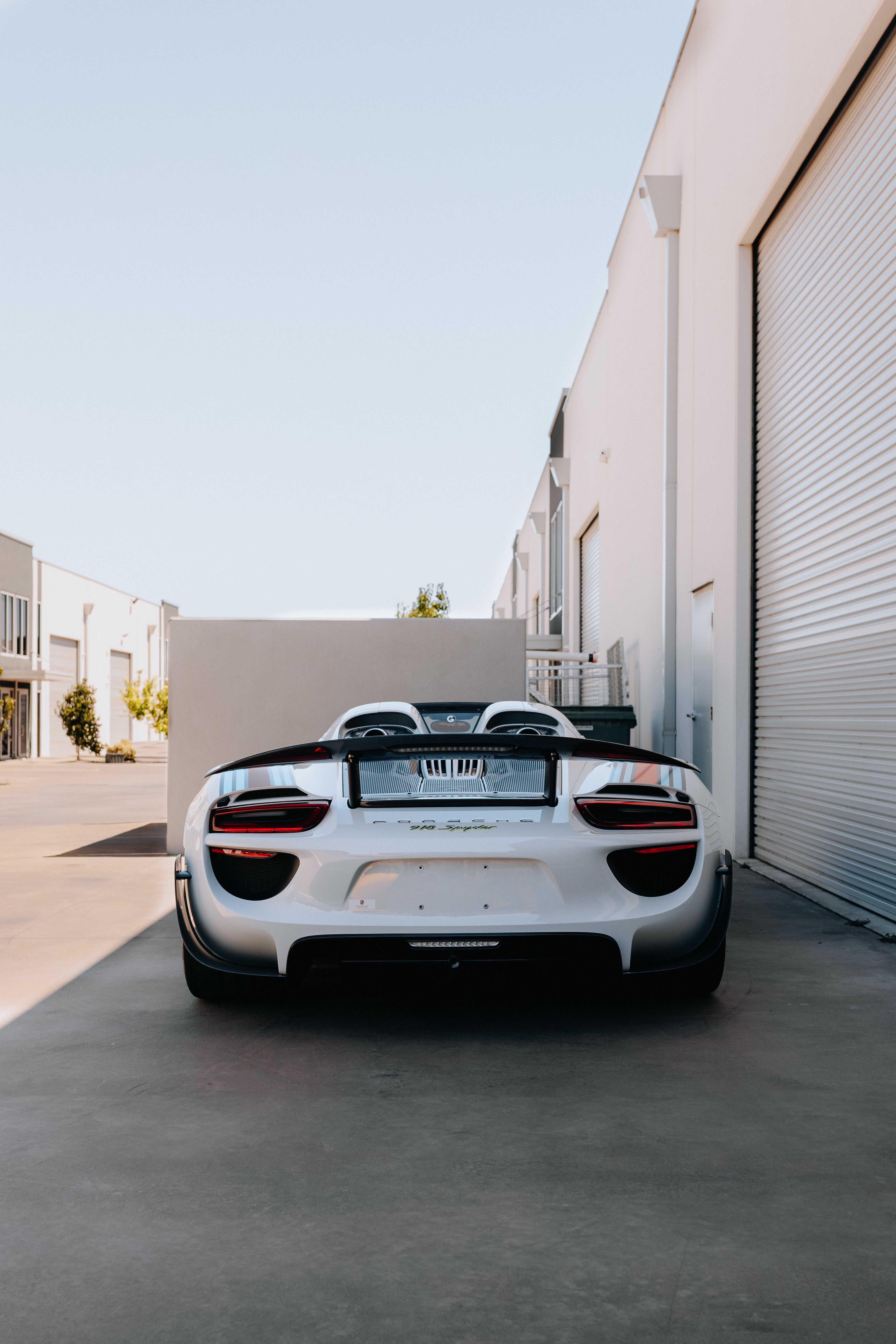 Porsche 918 Spyder - Weissach Martini Racing (Copy)